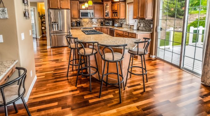 Hardwood Options: Solid Versus Engineered Floors